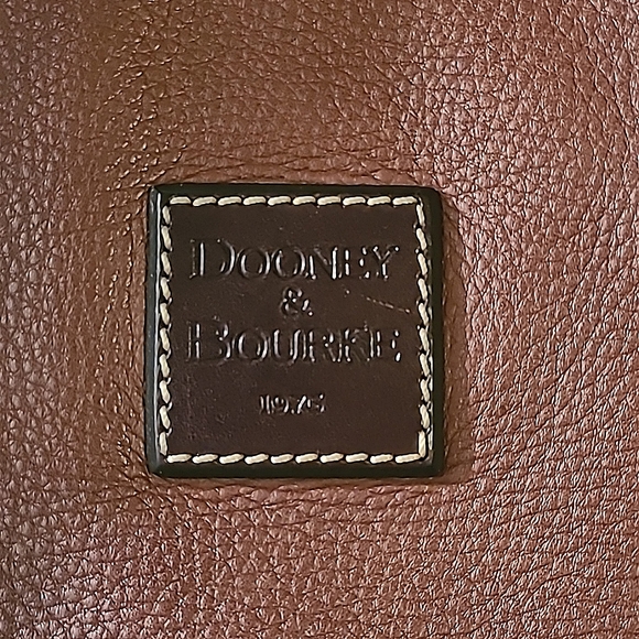 Purse - Picture 2 of 7